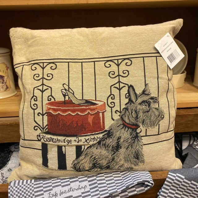 Kissen mit klassischem Scottish-Terrier-Muster